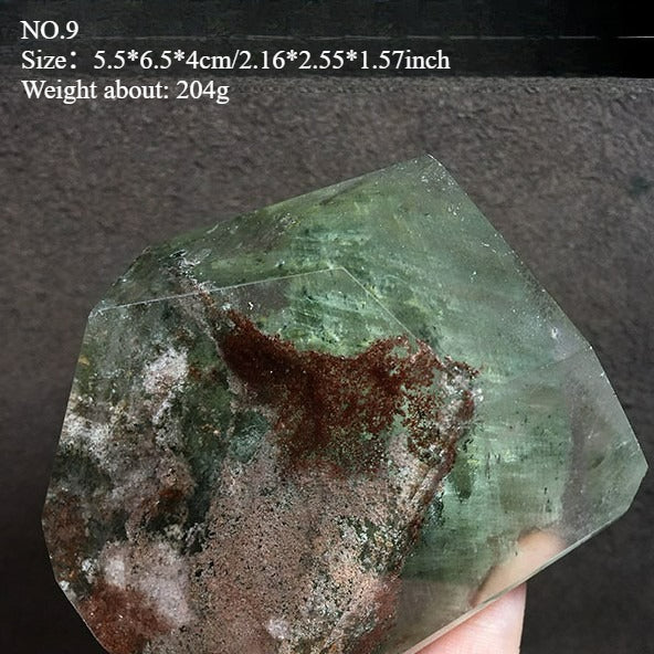 Natural green ghost stone ornaments, irregular shapes, energy stones, four-season ghost cornucopia, thousand-layer pyramid ore specimens, home decoration ornaments