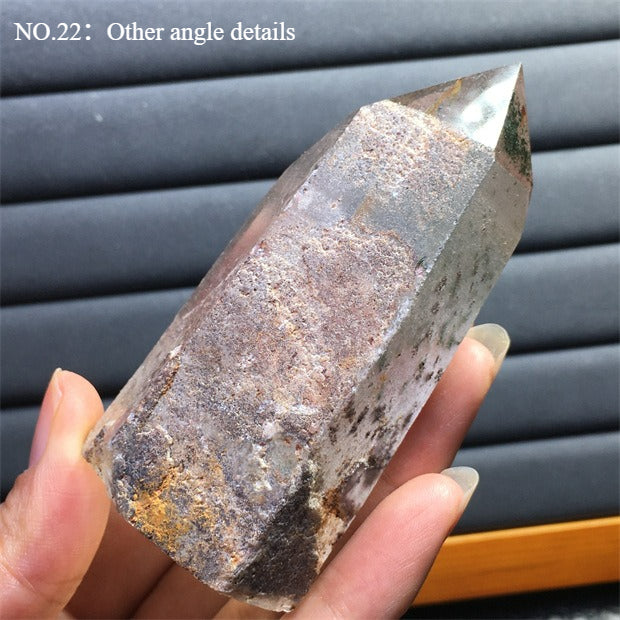 Natural green ghost stone ornaments, irregular shapes, energy stones, four-season ghost cornucopia, thousand-layer pyramid ore specimens, home decoration ornaments