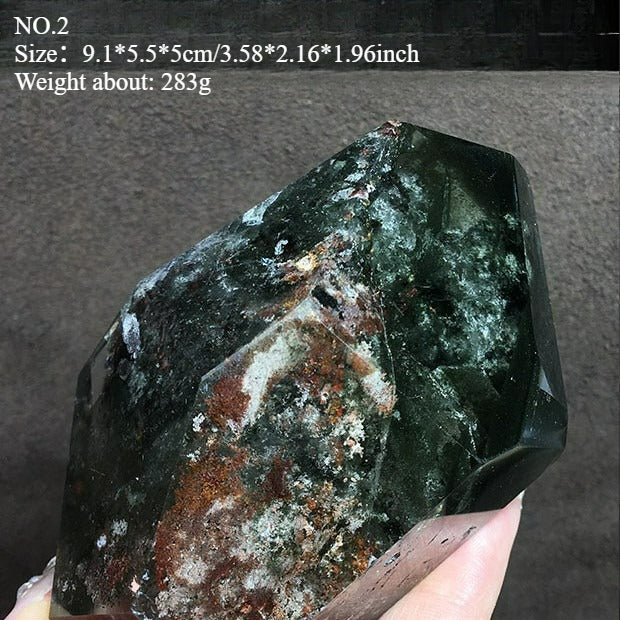 Natural green ghost stone ornaments, irregular shapes, energy stones, four-season ghost cornucopia, thousand-layer pyramid ore specimens, home decoration ornaments
