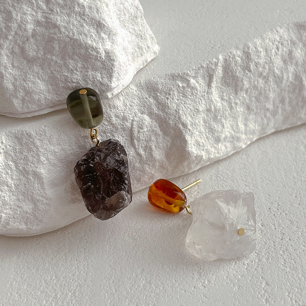 Natural irregular crystal stone earrings, French retro design, s925 silver needle contrast earrings