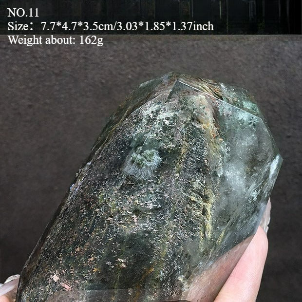 Natural green ghost stone ornaments, irregular shapes, energy stones, four-season ghost cornucopia, thousand-layer pyramid ore specimens, home decoration ornaments