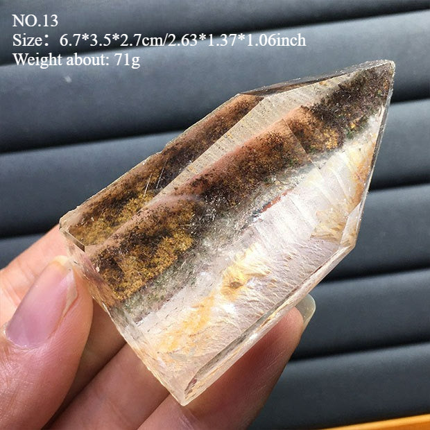 Natural green ghost stone ornaments, irregular shapes, energy stones, four-season ghost cornucopia, thousand-layer pyramid ore specimens, home decoration ornaments