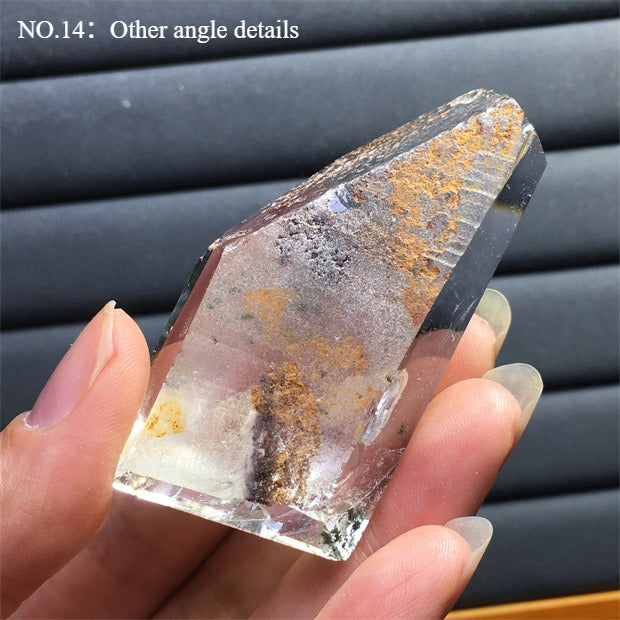 Natural green ghost stone ornaments, irregular shapes, energy stones, four-season ghost cornucopia, thousand-layer pyramid ore specimens, home decoration ornaments