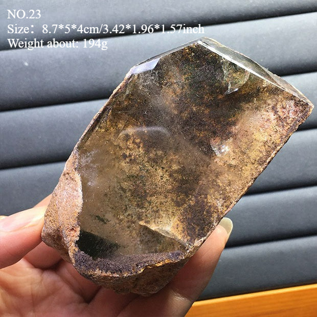 Natural green ghost stone ornaments, irregular shapes, energy stones, four-season ghost cornucopia, thousand-layer pyramid ore specimens, home decoration ornaments
