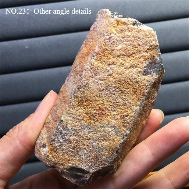 Natural green ghost stone ornaments, irregular shapes, energy stones, four-season ghost cornucopia, thousand-layer pyramid ore specimens, home decoration ornaments