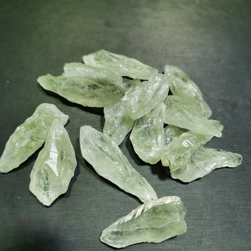 Natural green quartz raw stone, backbone mineral standard
