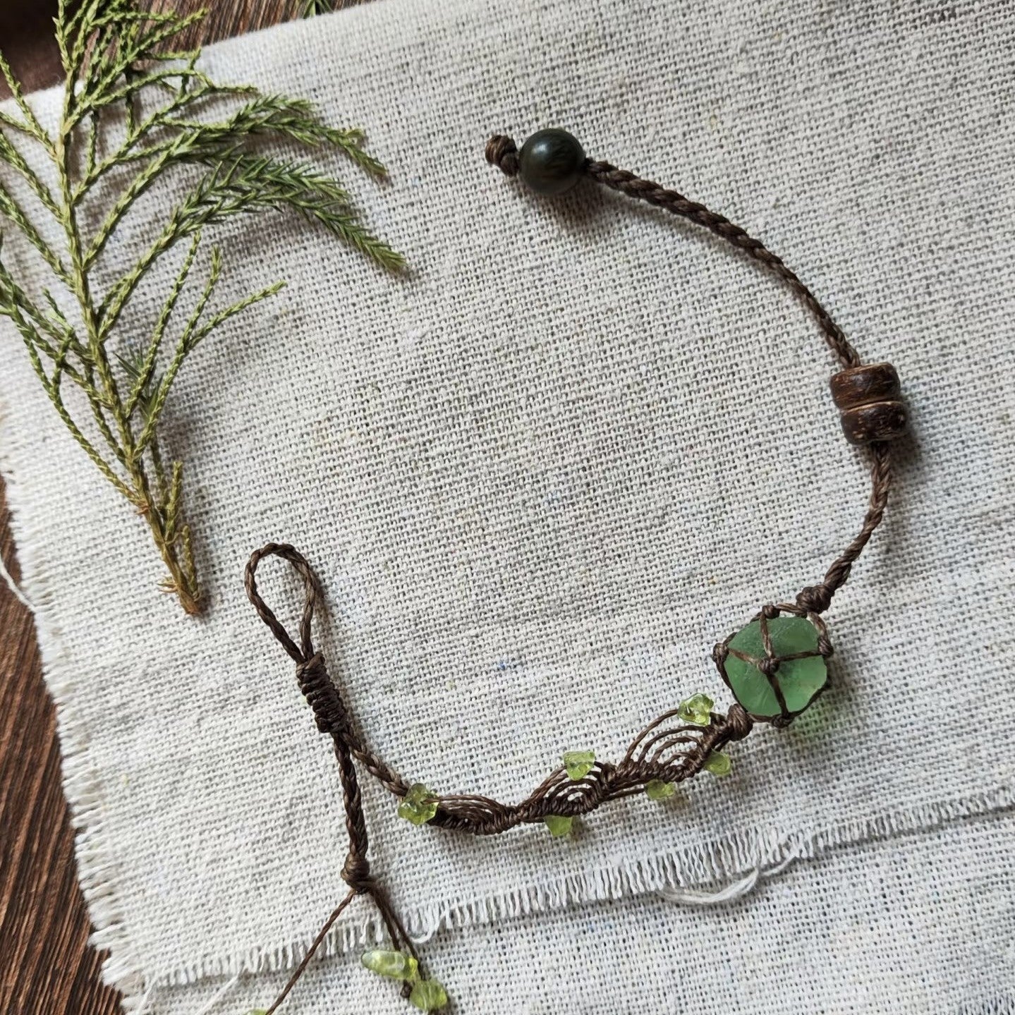 Crystal green fluorite raw stone bracelet, hand-woven rope, energy raw stone, natural healing series