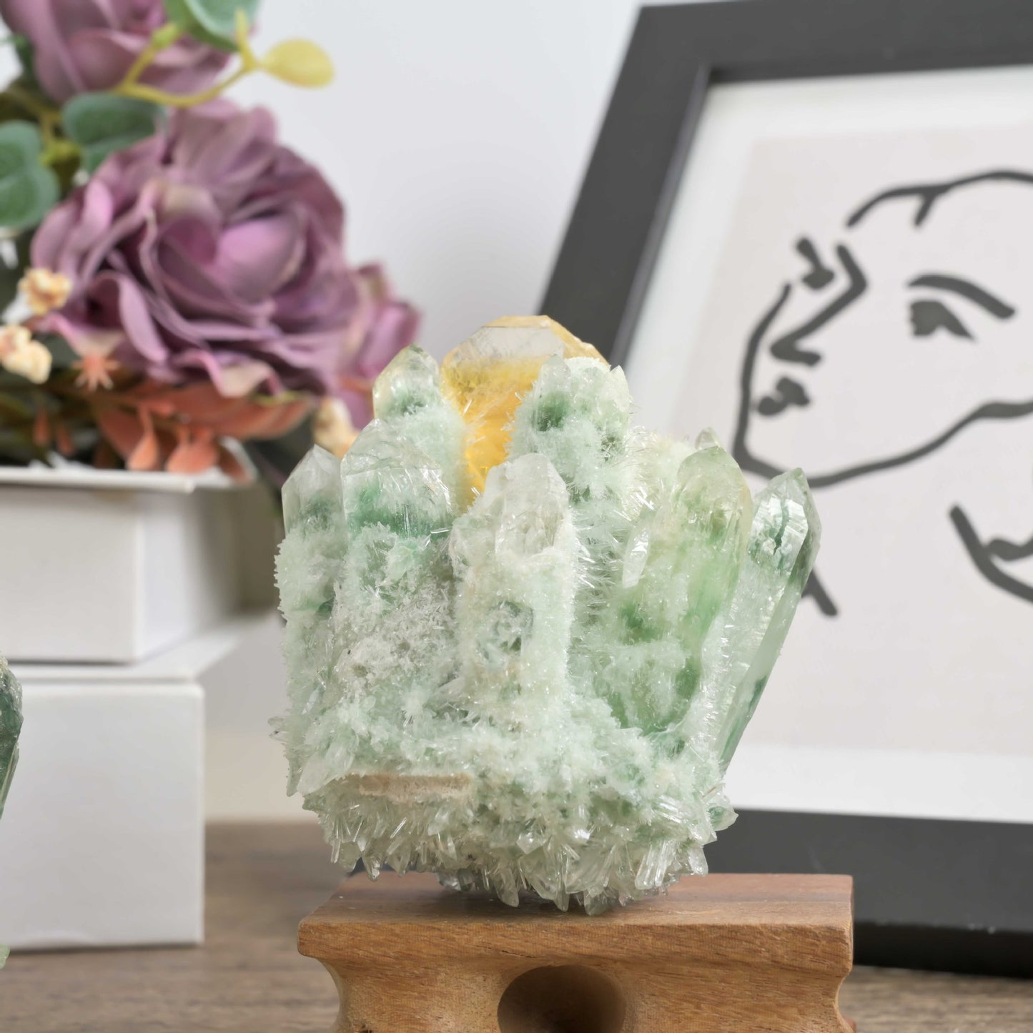 Two-color green ghost artificial crystal cluster, crystal raw stone home table ornaments