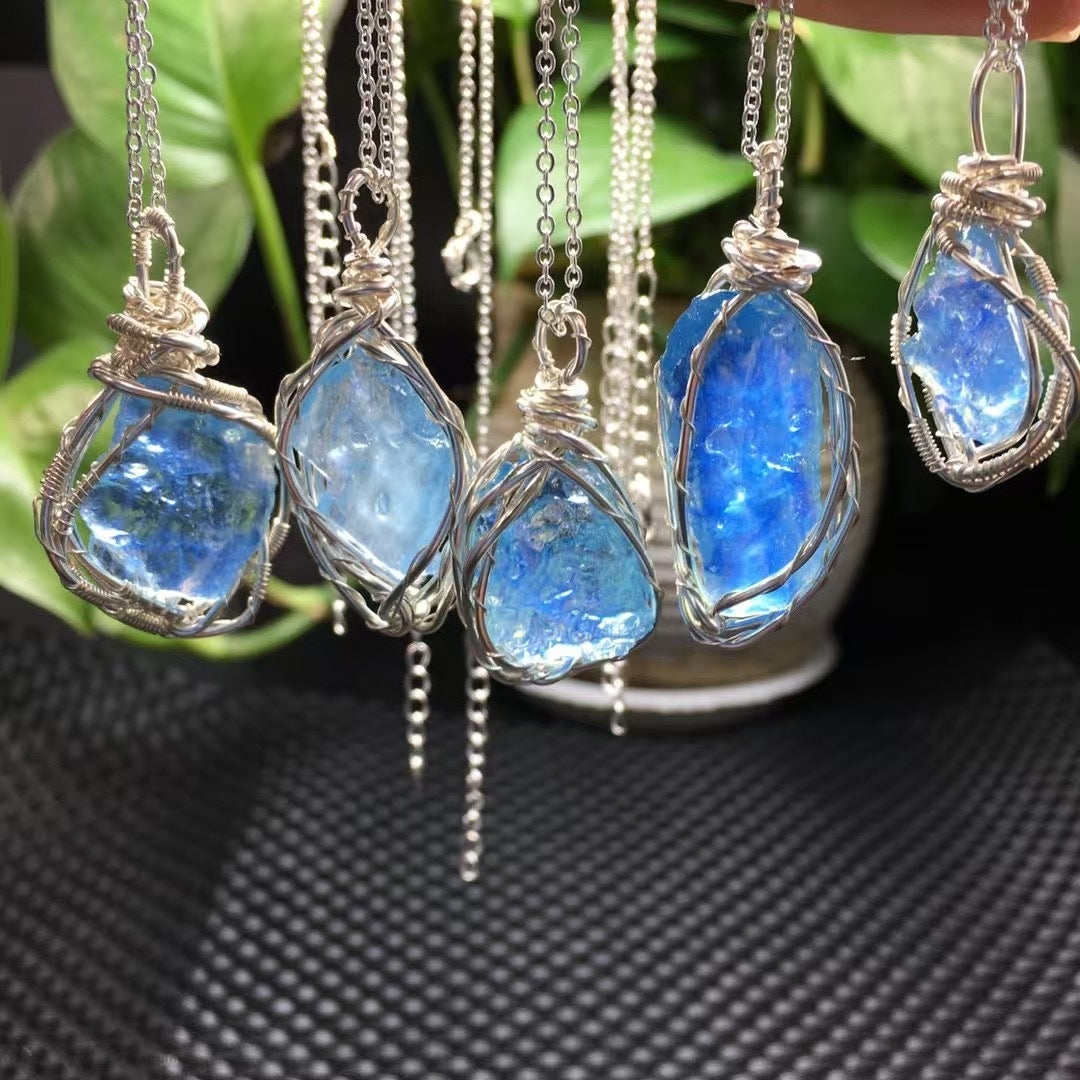 Natural aquamarine pendant, crystal pendant handmade with copper wire, natural healing series