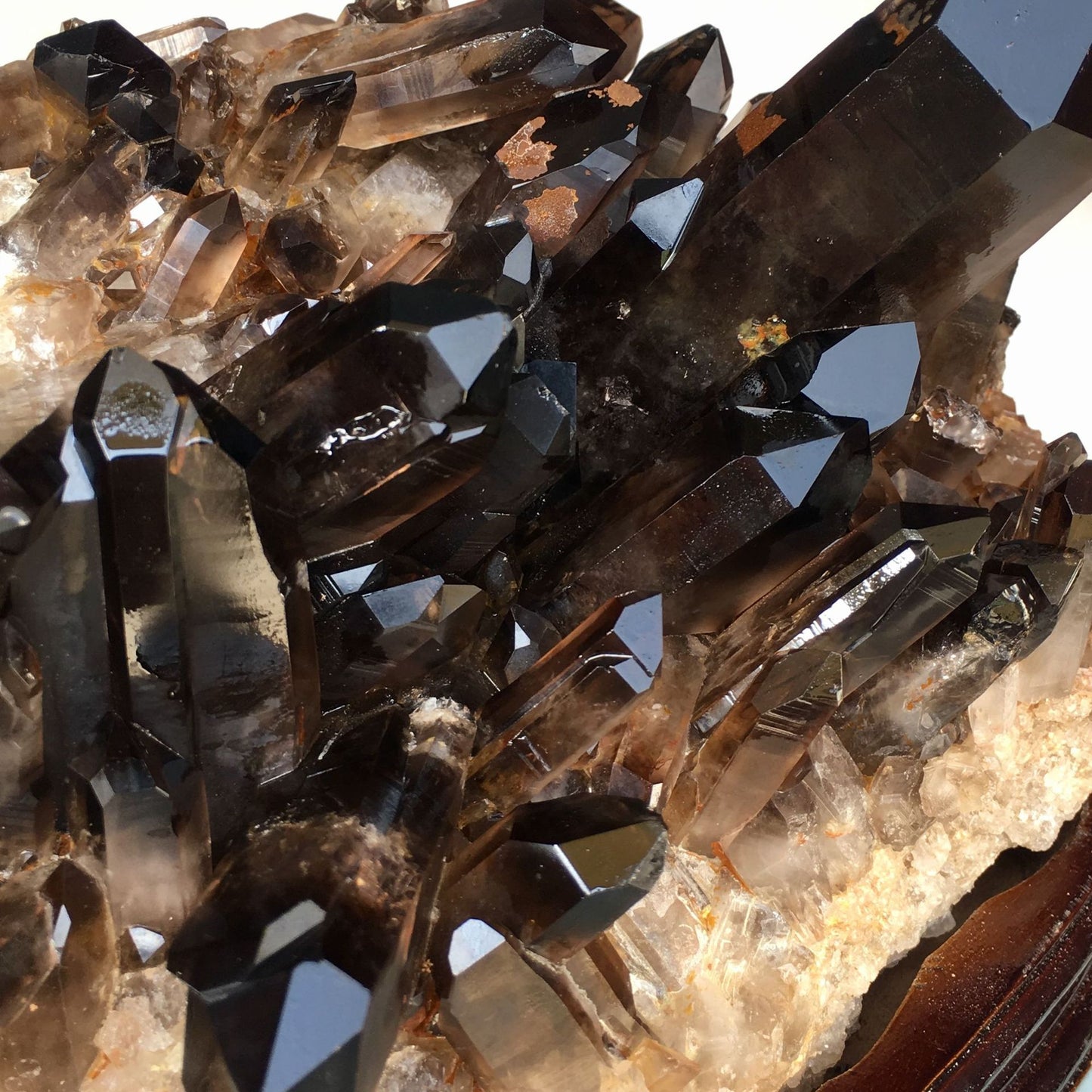 Natural black crystal cluster ornaments (without base)