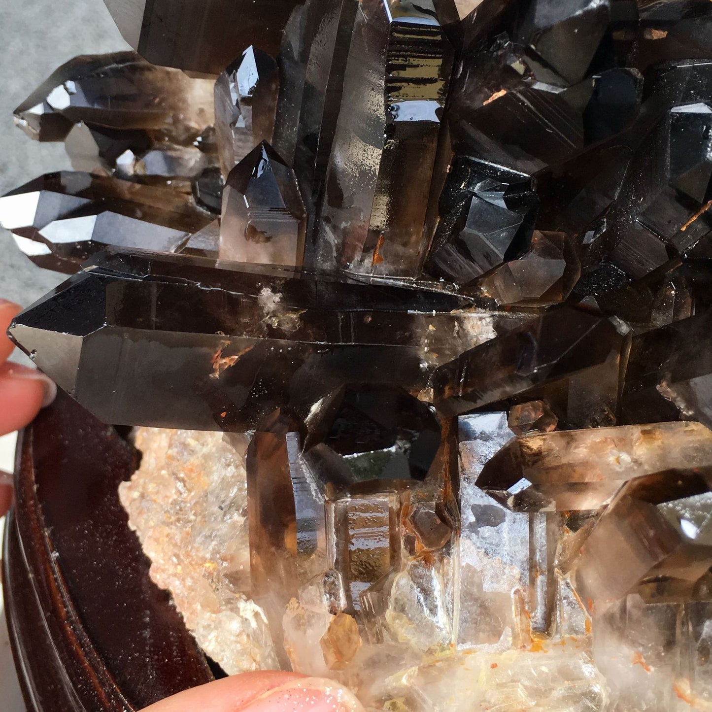 Natural black crystal cluster ornaments (without base)