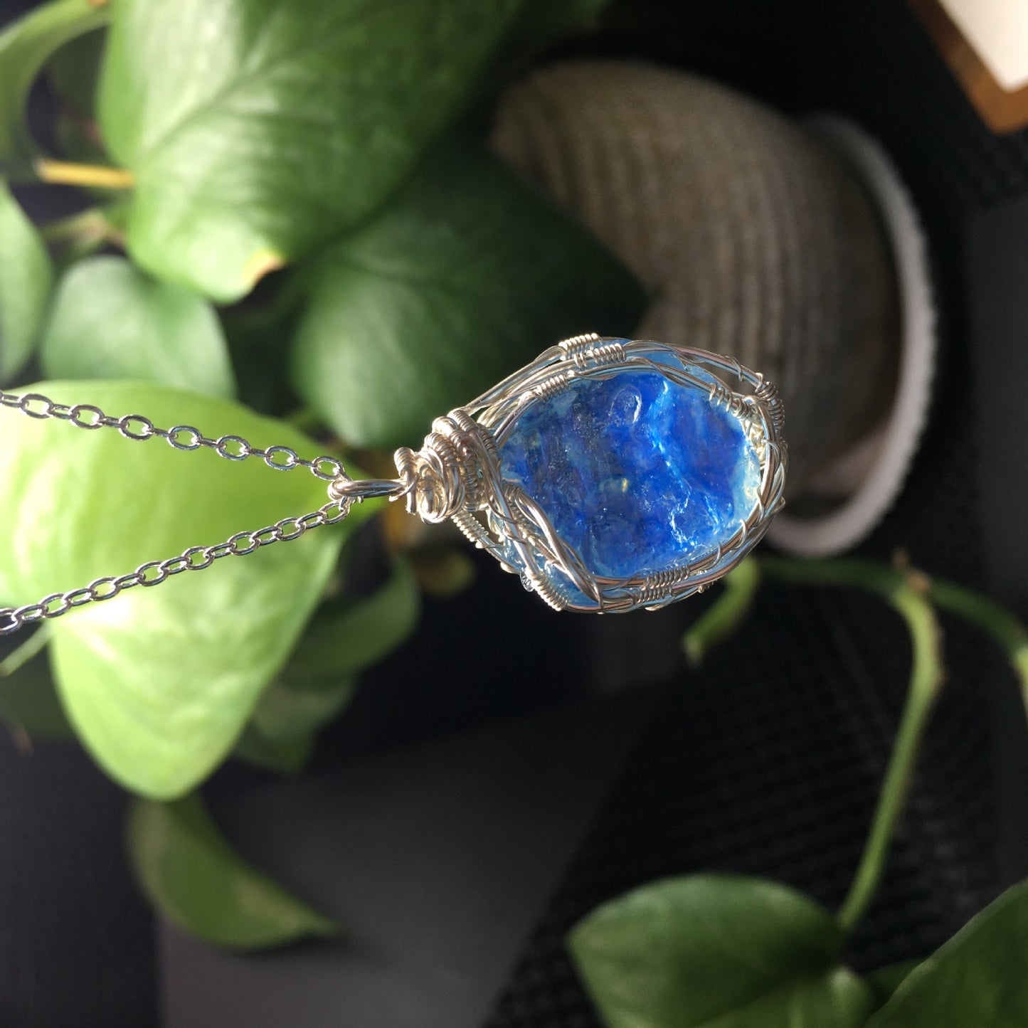 Natural aquamarine pendant, crystal pendant handmade with copper wire, natural healing series