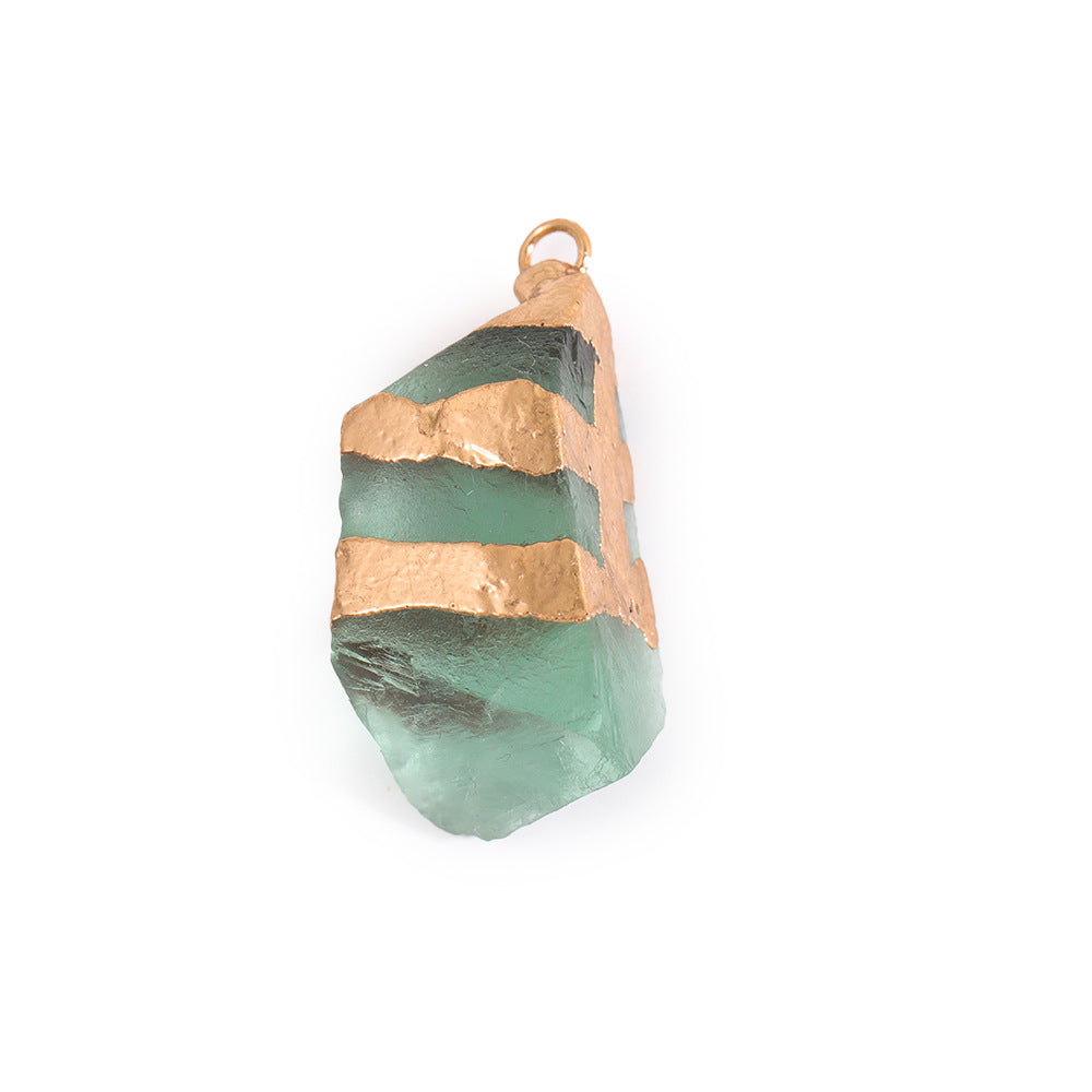 Natural green crystal pendants, irregular shaped raw stone polished pendants, energy crystal pendants, random stone shape DIY jewelry accessories