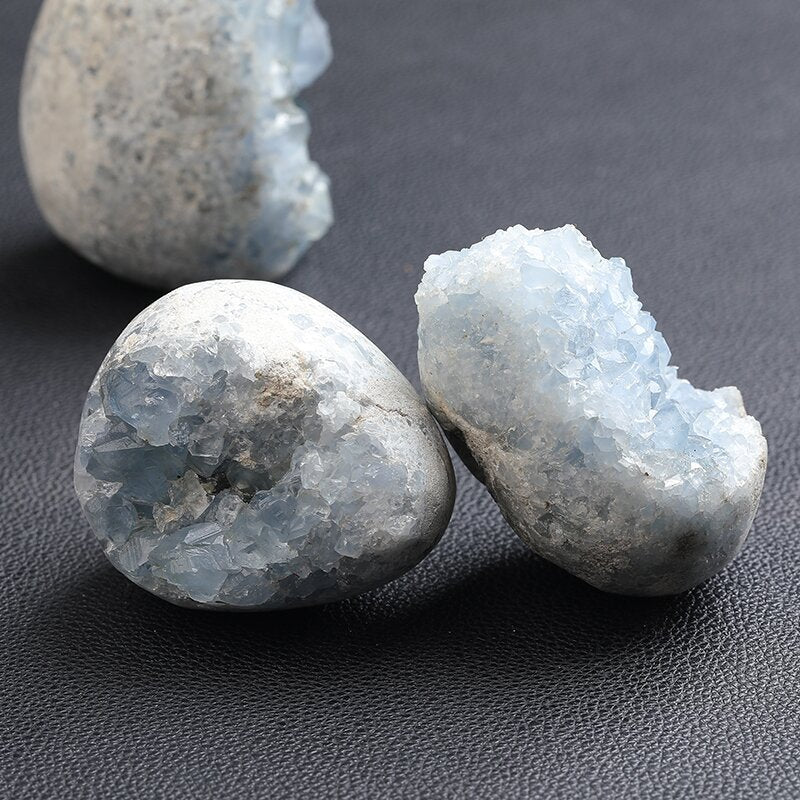 Natural blue geode ornaments, lapis lazuli crystal cave, mineral raw stone handicraft ornaments, healing crystals