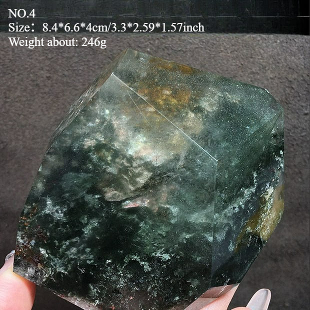 Natural green ghost stone ornaments, irregular shapes, energy stones, four-season ghost cornucopia, thousand-layer pyramid ore specimens, home decoration ornaments