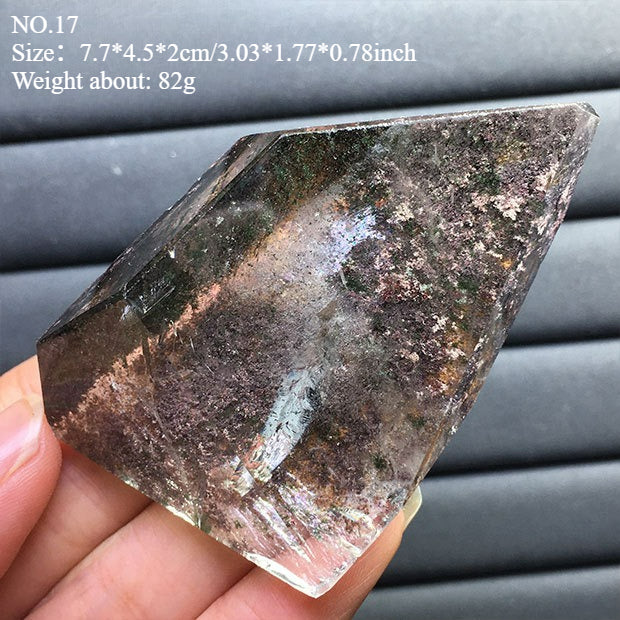 Natural green ghost stone ornaments, irregular shapes, energy stones, four-season ghost cornucopia, thousand-layer pyramid ore specimens, home decoration ornaments