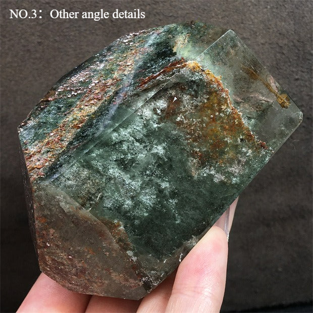 Natural green ghost stone ornaments, irregular shapes, energy stones, four-season ghost cornucopia, thousand-layer pyramid ore specimens, home decoration ornaments